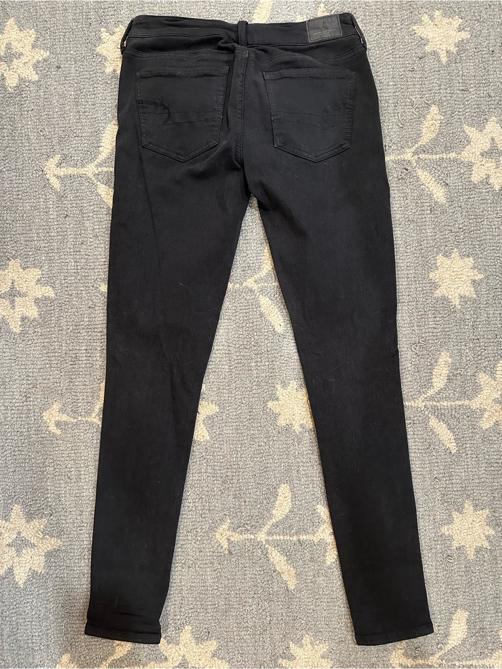American Eagle Women’s Ripped Black Jeans - Picture 6 of 8